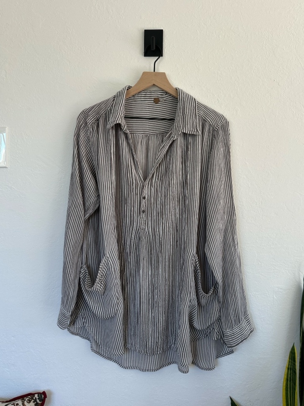 Free People FP ONE Striped Tunic Shirt OS Gray White Button Front Pockets